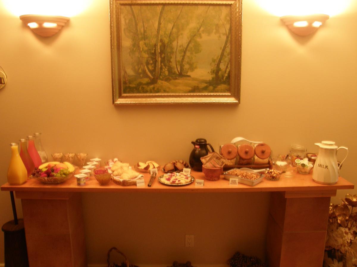 Cedar Wood Lodge Bed & Breakfast Inn Πορτ Άλμπερνι Εξωτερικό φωτογραφία